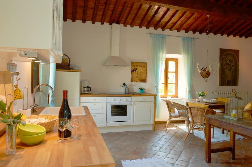 Apartment Bastide Le Luget Venejan