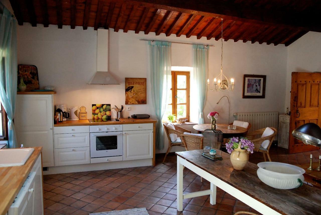 Apartment Bastide Le Luget Venejan