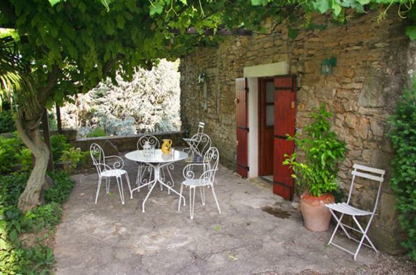 Apartment Bastide Le Luget Venejan